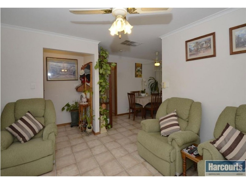 74 Dorene Street, St Marys SA 5042