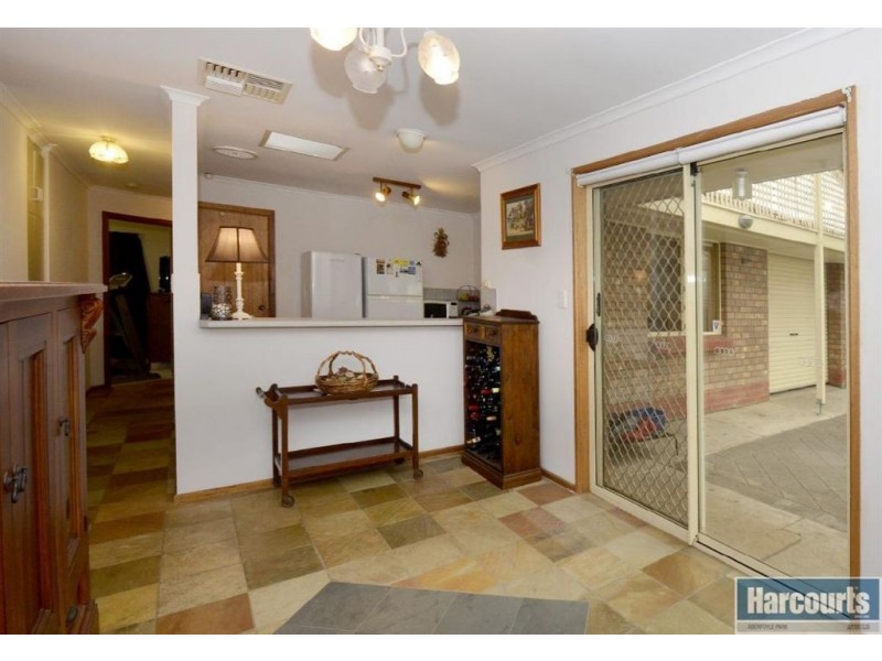 47 Emerald St, Flagstaff Hill SA 5159