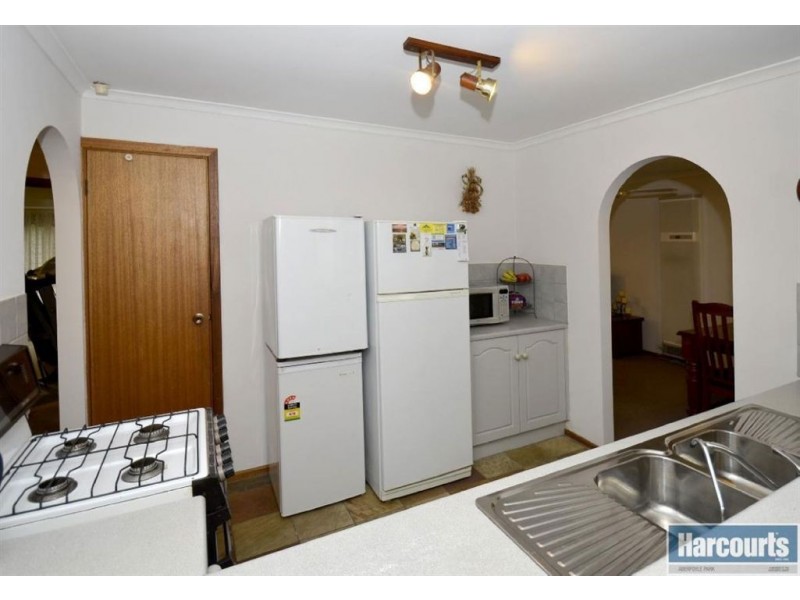 47 Emerald Street, Flagstaff Hill SA 5159