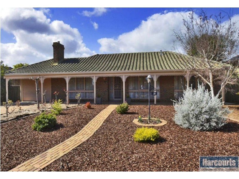 18 Panorama Drive, Aberfoyle Park SA 5159