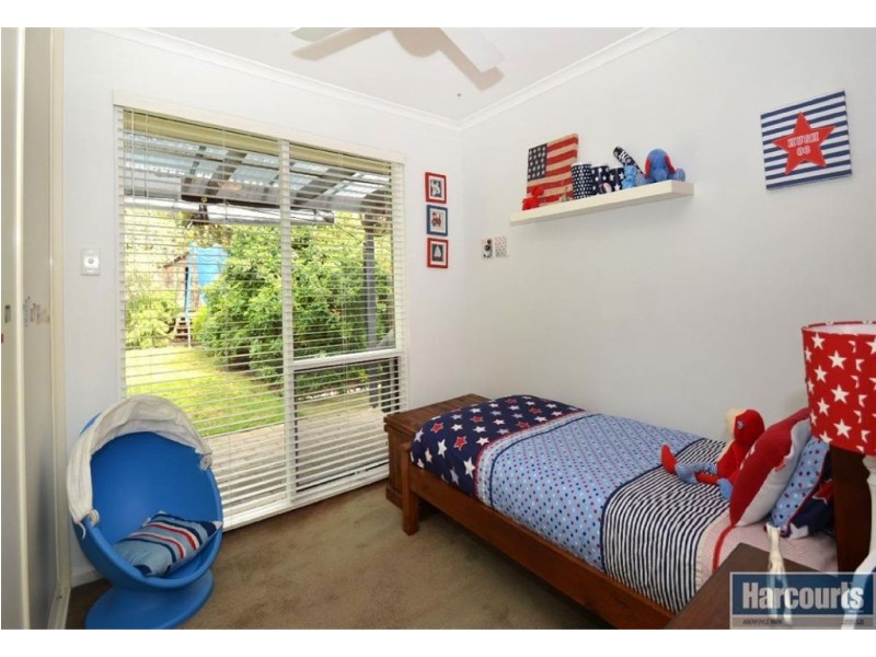 12 Heatherwood Drive, Aberfoyle Park SA 5159