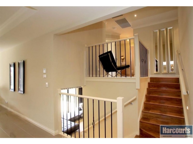 91 Highfield Drive, Craigburn Farm SA 5051