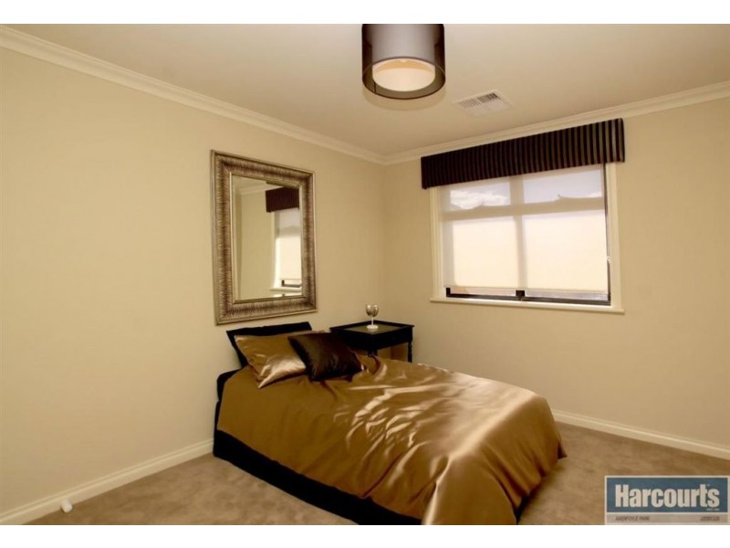 91 Highfield Drive, Craigburn Farm SA 5051