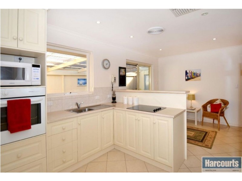 13 Abraxas Court, Aberfoyle Park SA 5159