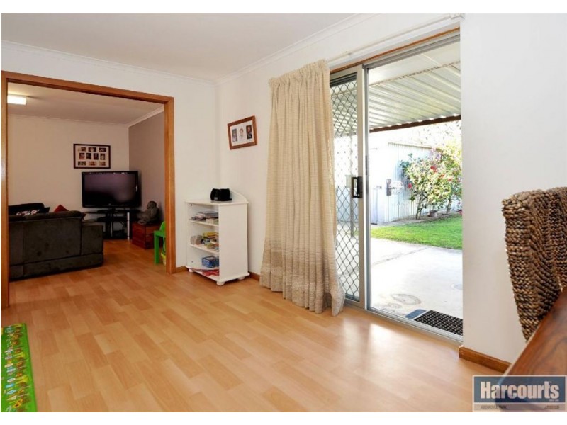 63 Southbound Avenue, Aberfoyle Park SA 5159