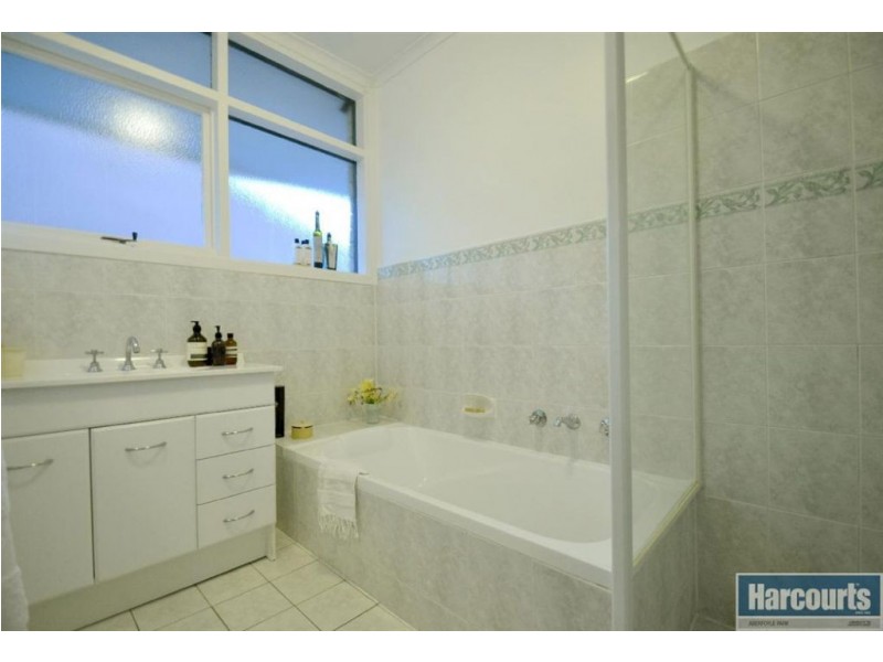 2 Lilford Way, Flagstaff Hill SA 5159