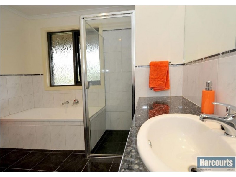 12 Banes Road, Coromandel Valley SA 5051