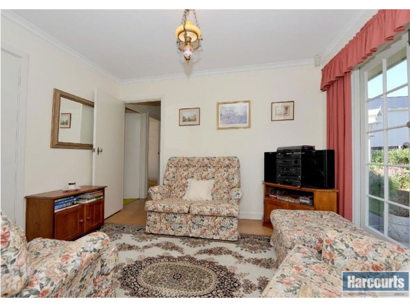 62 Glenloth Drive, Happy Valley SA 5159