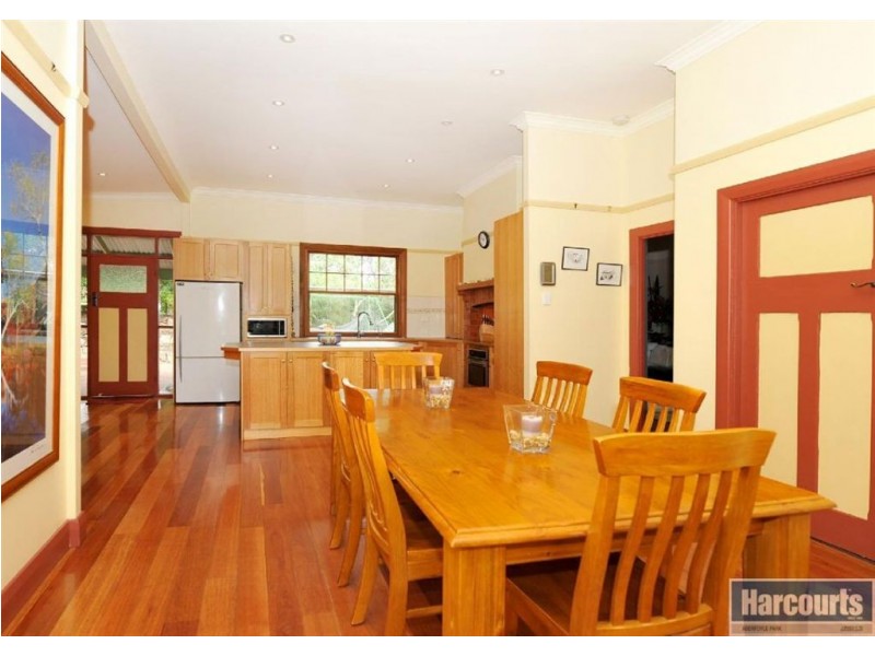 7 Light Road, Coromandel Valley SA 5051