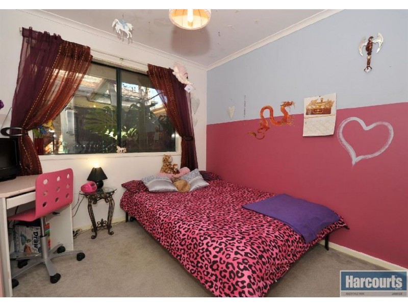 23 Dorrien Avenue, Woodcroft SA 5162