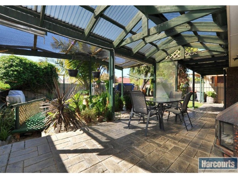 23 Dorrien Avenue, Woodcroft SA 5162