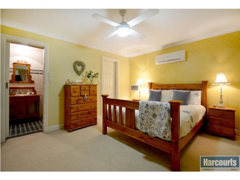 6 Eagle Court, Flagstaff Hill SA 5159