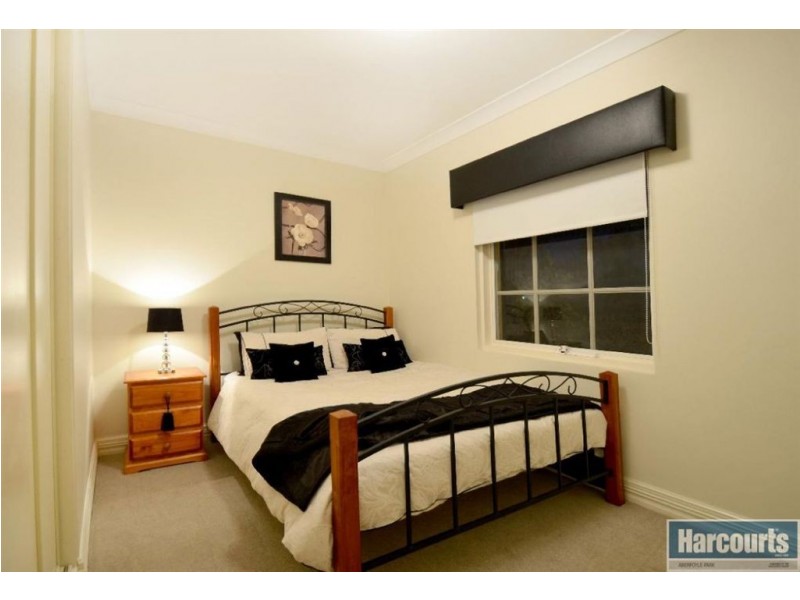 6 Eagle Court, Flagstaff Hill SA 5159