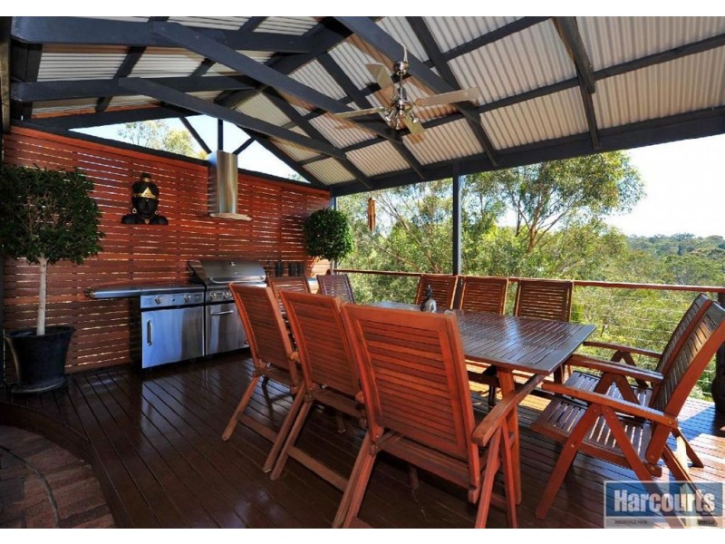 99 Glendale Avenue, Flagstaff Hill SA 5159