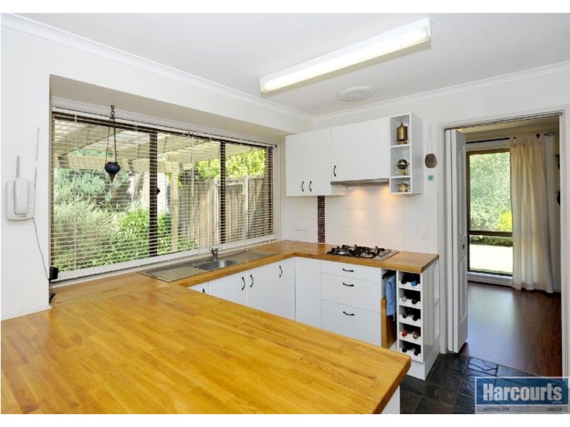 6 Brabham Grove, Aberfoyle Park SA 5159