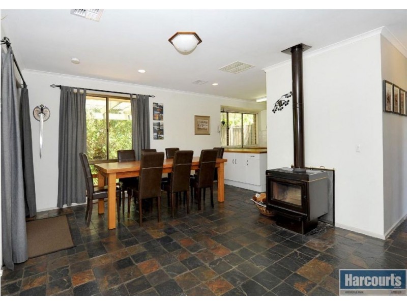 6 Brabham Grove, Aberfoyle Park SA 5159