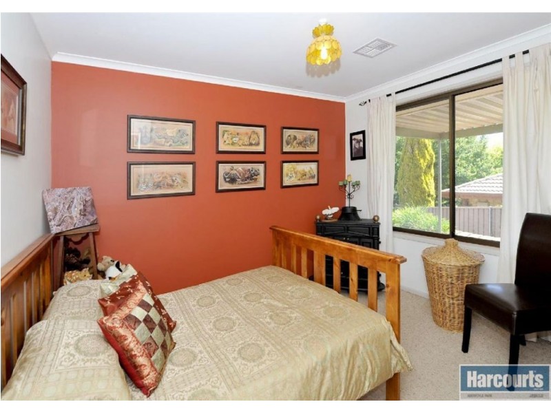 6 Brabham Grove, Aberfoyle Park SA 5159