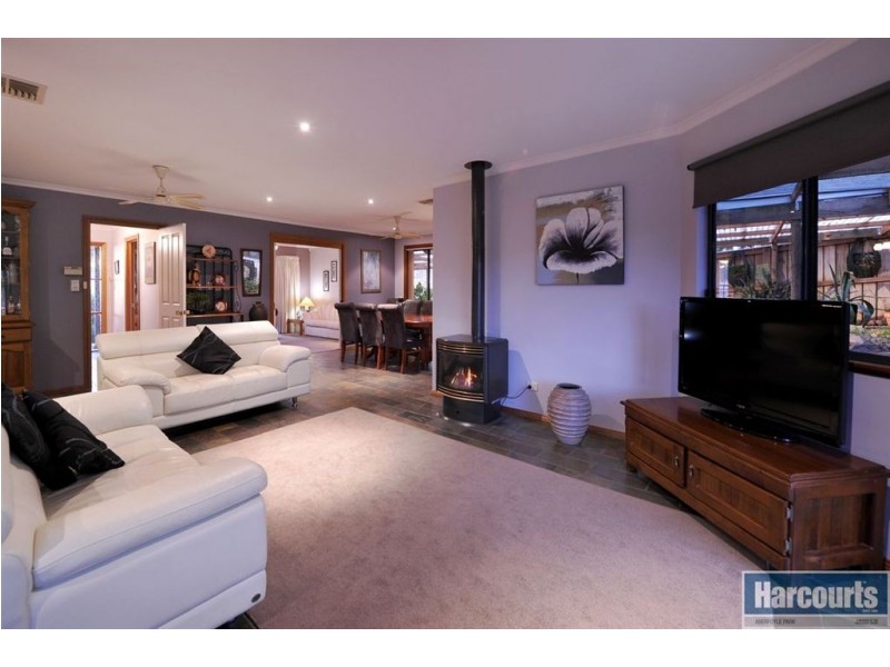 2 Charlson Rise (adj. Chandlers Hill), Happy Valley SA 5159