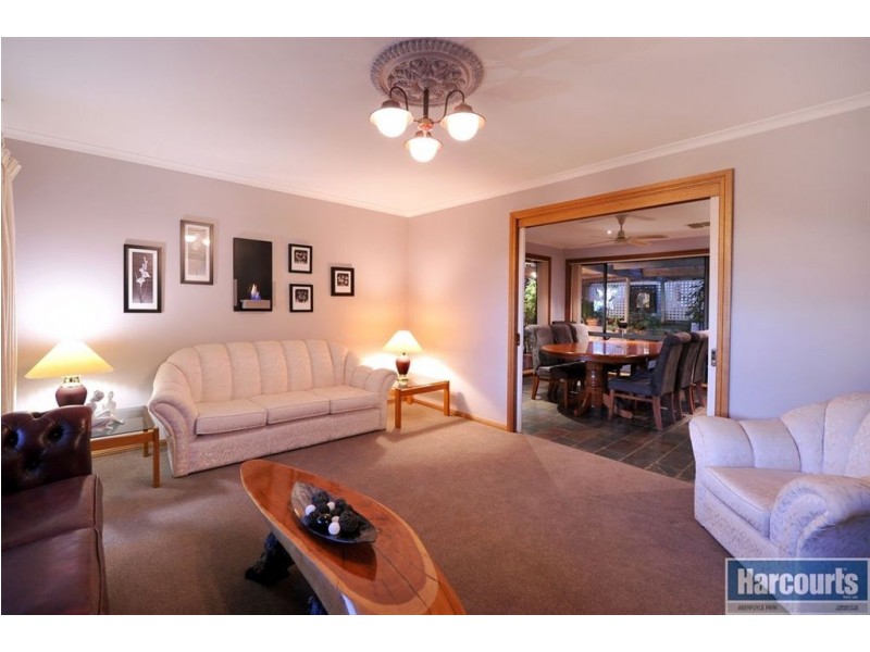 2 Charlson Rise (adj. Chandlers Hill), Happy Valley SA 5159
