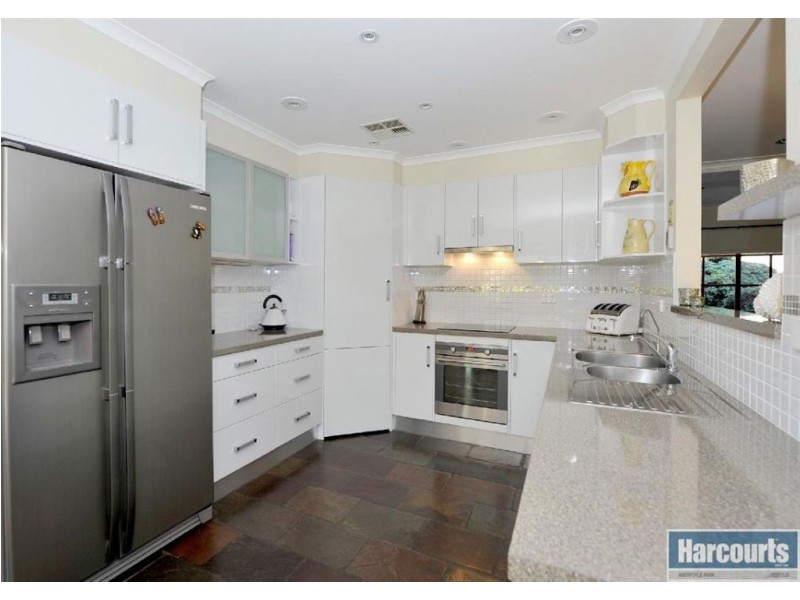 45 Glendale Avenue, Flagstaff Hill SA 5159