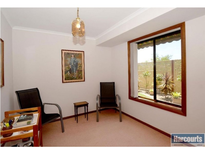 6B Jaimey Grove, Aberfoyle Park SA 5159