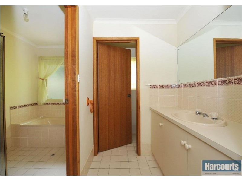 2 Holly Road, Reynella SA 5161