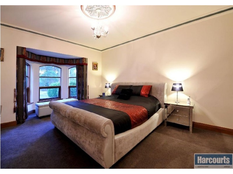 5 Ibis Court, Flagstaff Hill SA 5159