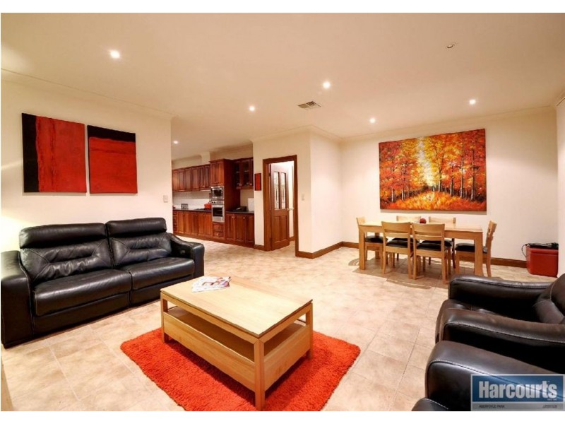 5 Ibis Court, Flagstaff Hill SA 5159