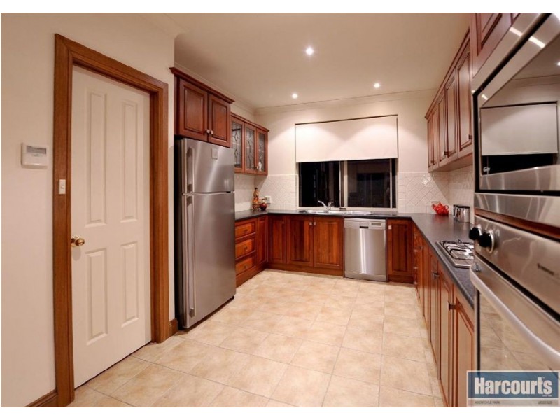 5 Ibis Court, Flagstaff Hill SA 5159