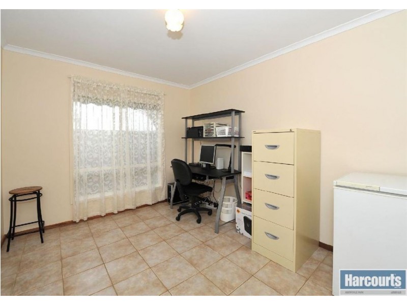 8 Glen Eyre Court, Aberfoyle Park SA 5159