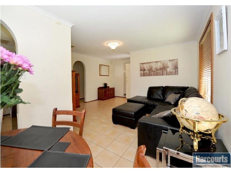 18 Balee Road, Happy Valley SA 5159