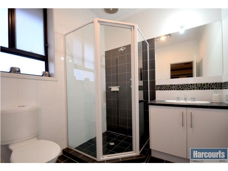 24 Evergreen Parade, Flagstaff Hill SA 5159