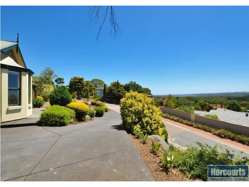 15 Argyle Close, Aberfoyle Park SA 5159