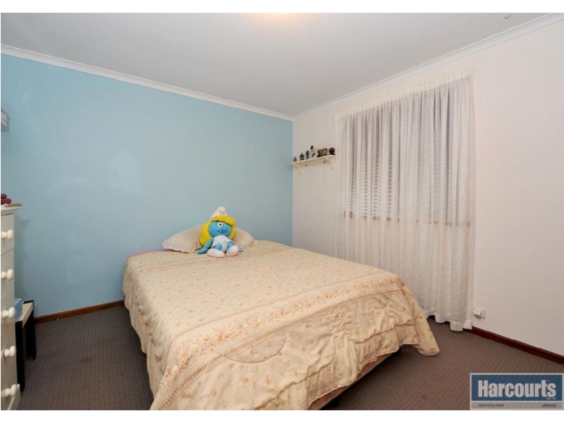 11 Sheoak Crescent, Aberfoyle Park SA 5159