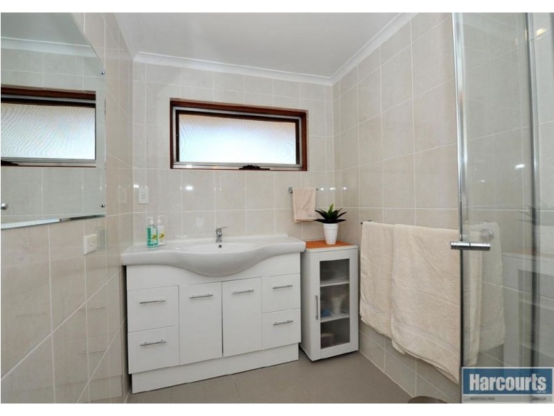 1 Tandy Street, Aberfoyle Park SA 5159