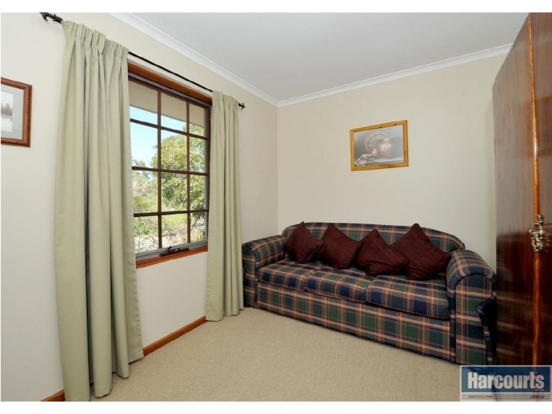 1 Tandy Street, Aberfoyle Park SA 5159