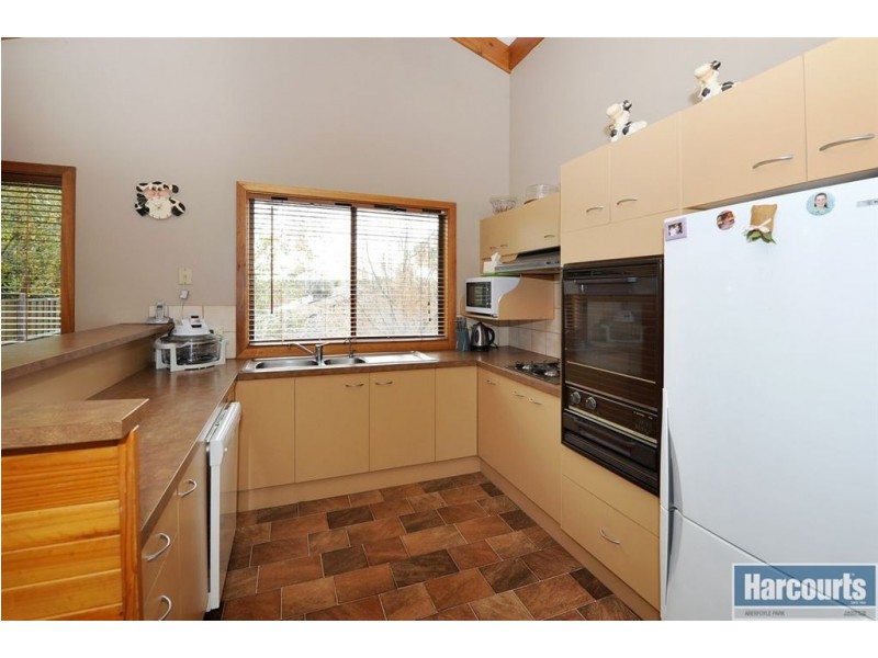 52 York Drive, Flagstaff Hill SA 5159