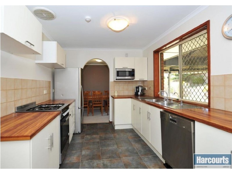 123 Homestead Drive, Aberfoyle Park SA 5159