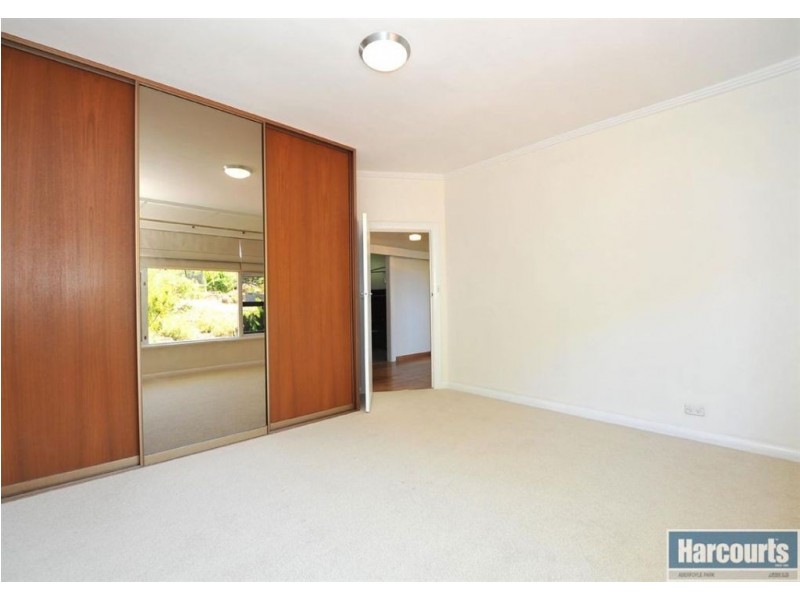 12 Klar Avenue, Darlington SA 5047