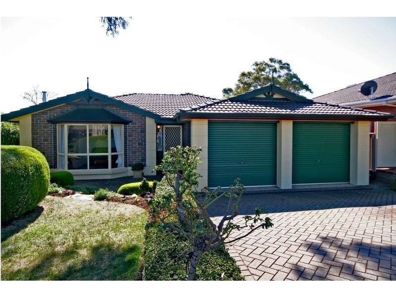 4 Lomandra Place, Flagstaff Hill SA 5159