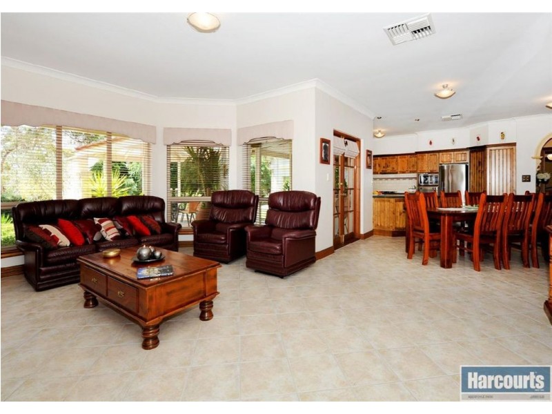 3 Charlson Rise, Happy Valley SA 5159