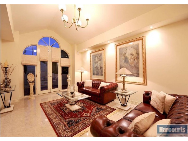 32 Ironbark Avenue, Flagstaff Hill SA 5159