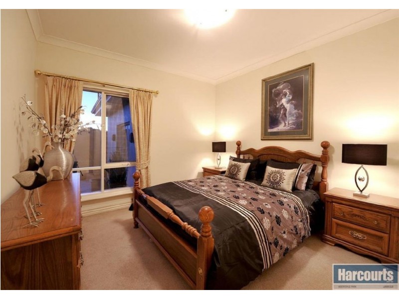 32 Ironbark Avenue, Flagstaff Hill SA 5159