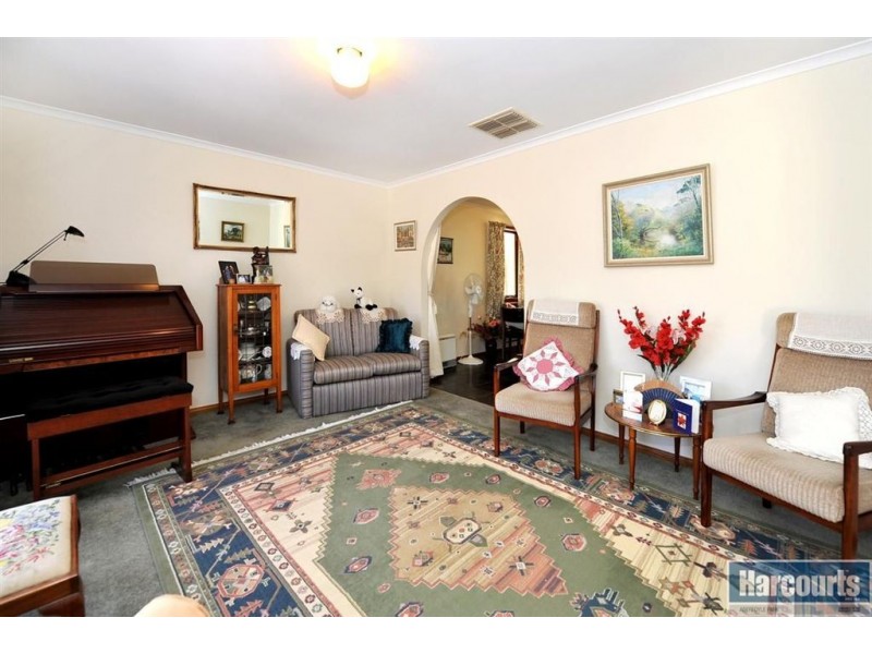 10 Ona Court, Aberfoyle Park SA 5159