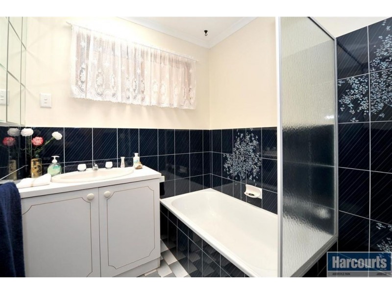 10 Ona Court, Aberfoyle Park SA 5159