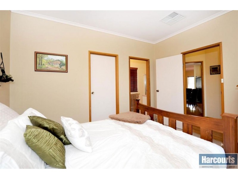 7 Bass Court, Woodcroft SA 5162