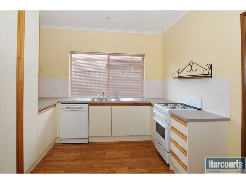 7 Bass Court, Woodcroft SA 5162