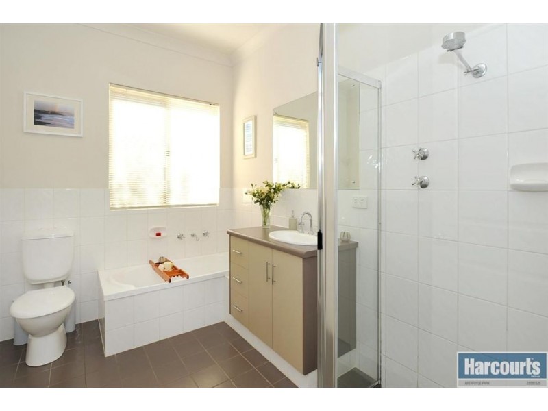 31 Minns Street East, Seaton SA 5023