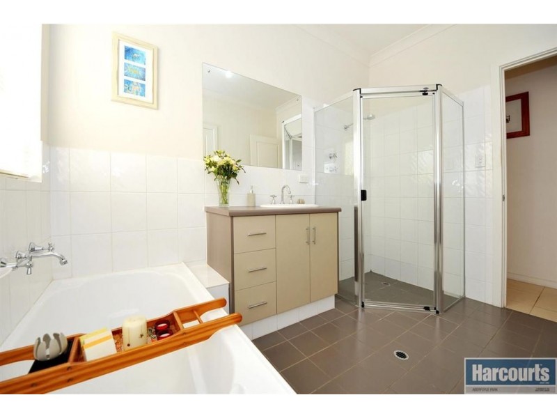 31 Minns Street East, Seaton SA 5023