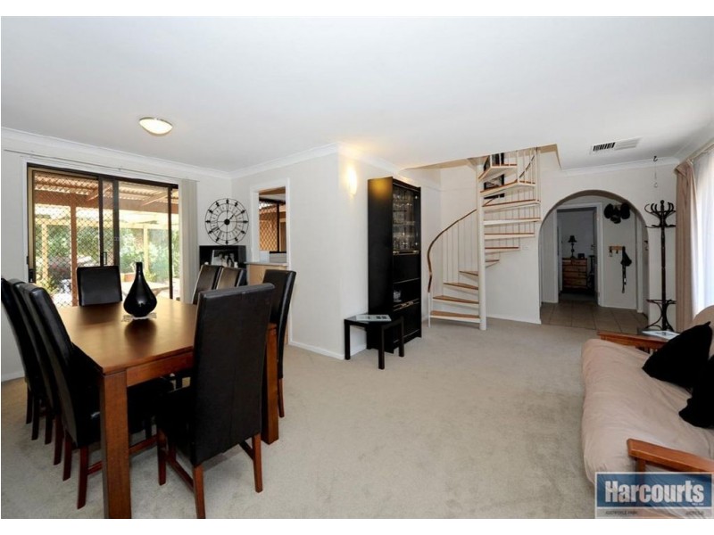 28 Hamilton Crescent, Aberfoyle Park SA 5159